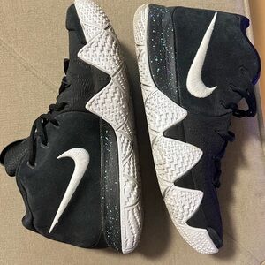 NIKE KIRIE KYRIE 4 LAZER BLUE